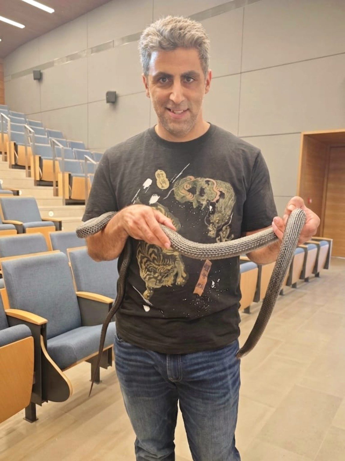 ששי ונחשים